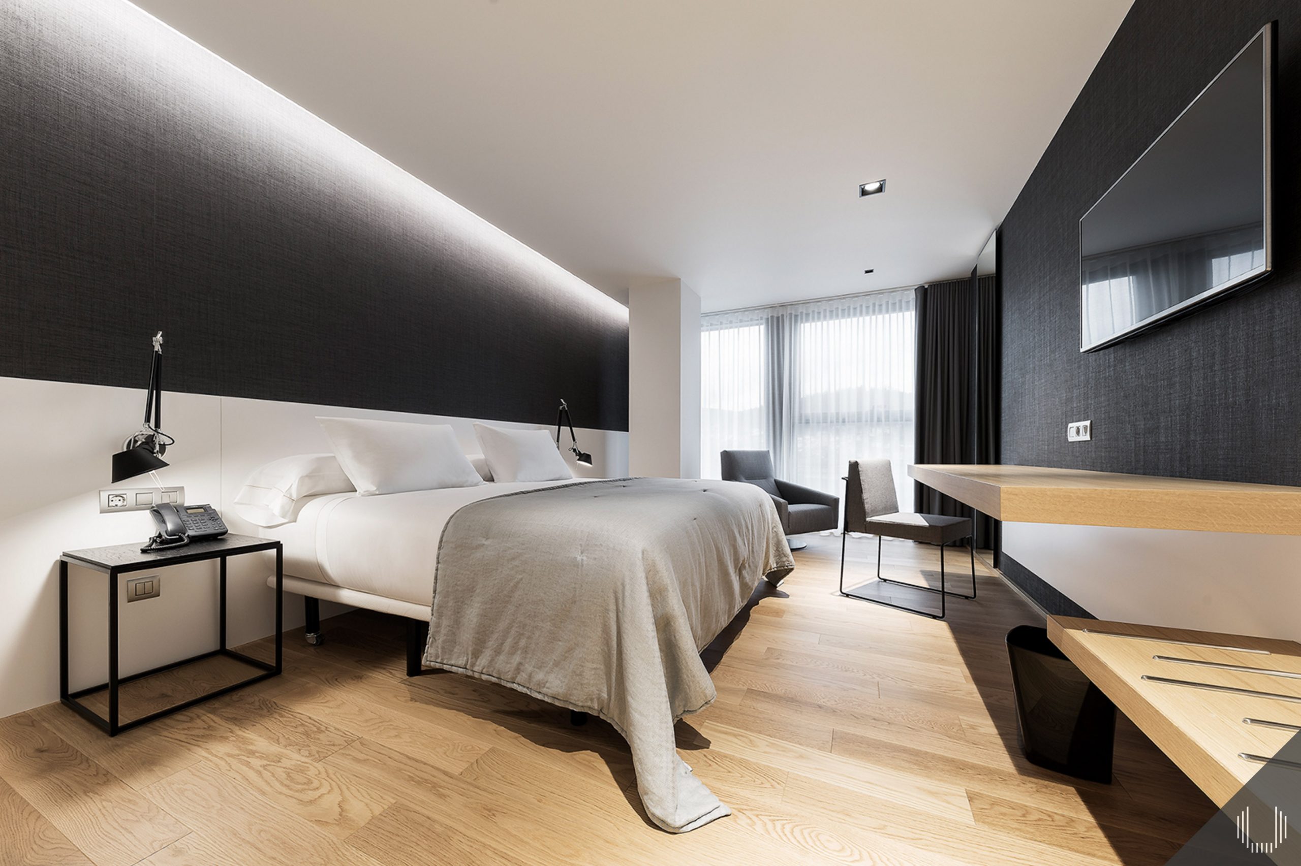 habitación con tarima de roble barnizado blanco americano selecto, sin nudo